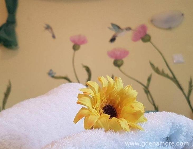 anastasia-pansion-ammouliani-athos-3-bed-room-9