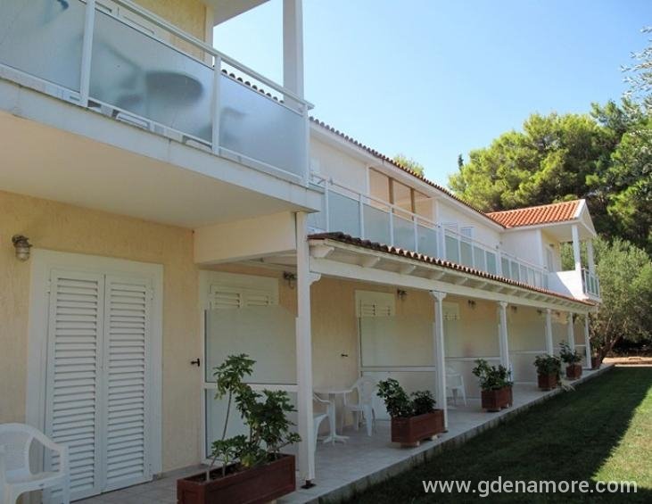 angelika-studios-lassi-kefalonia-1