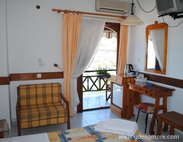 antonakis-pension-ouranoupolis-athos-2-bed-room-30