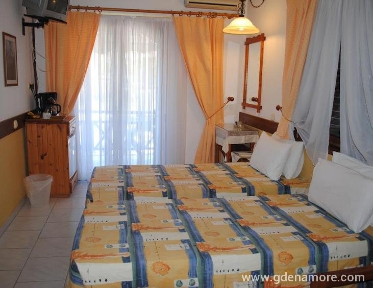 antonakis-pension-ouranoupolis-athos-2-bed-room-33
