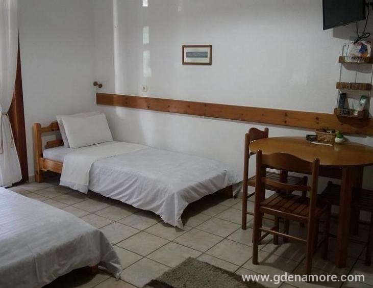 antonakis-pension-ouranoupolis-athos-apartment-13