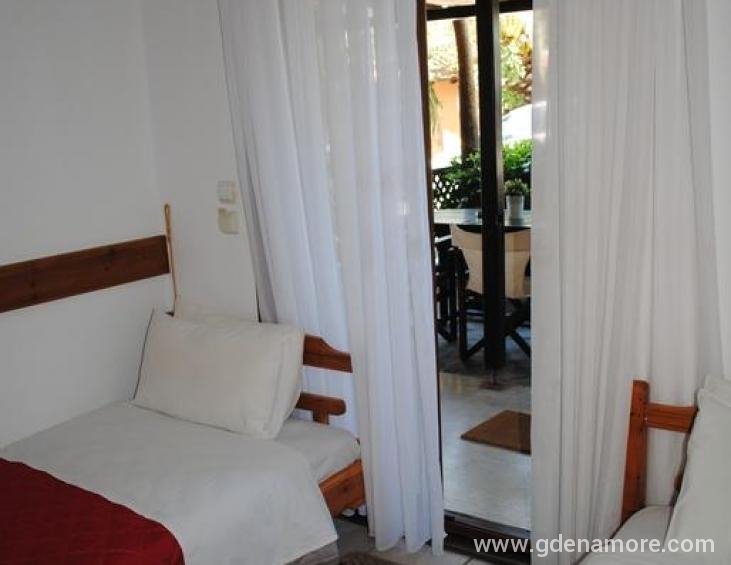 antonakis-pension-ouranoupolis-athos-apartment-16