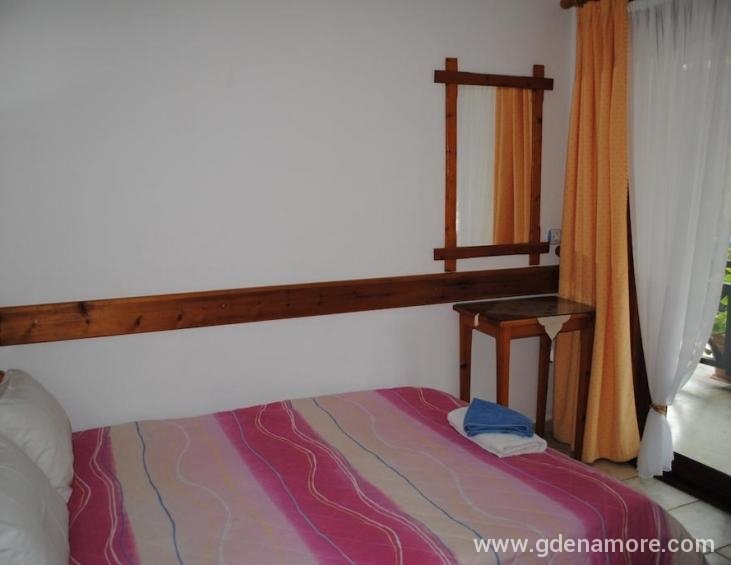 antonakis-pension-ouranoupolis-athos-apartment-20