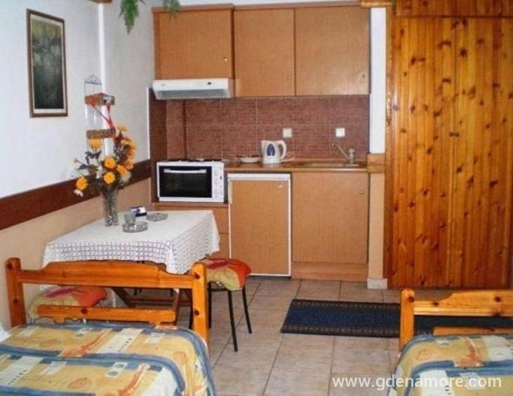 antonakis-pension-ouranoupolis-athos-apartment-24