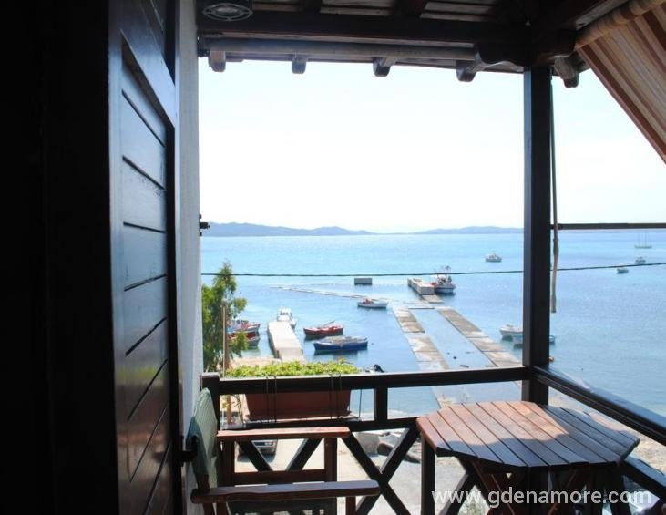antonakis-pension-ouranoupolis-athos-apartment-7