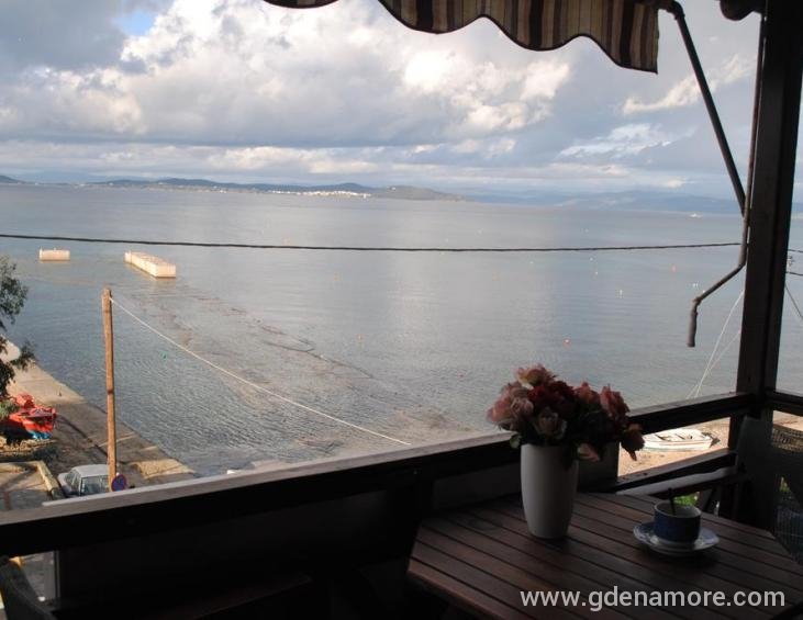 antonakis-pension-ouranoupolis-athos-apartment-8