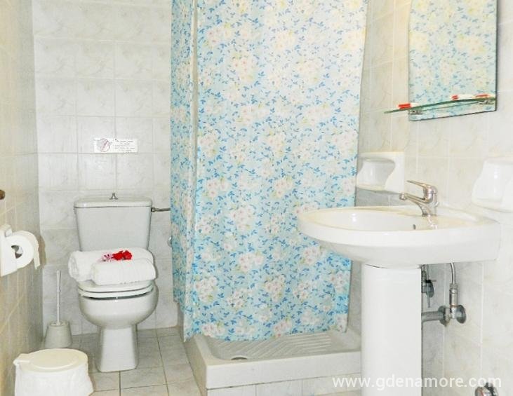 ariston-apartments-poros-kefalonia-5-bed-apartment