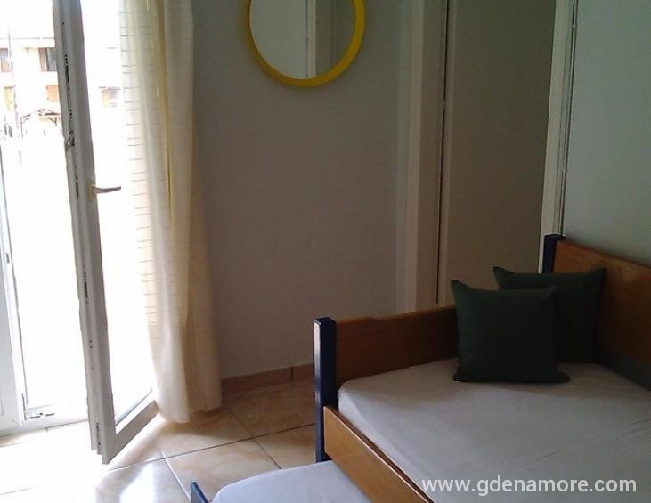 bakas-house-apartments-ierissos-athos-10