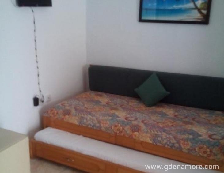 bakas-house-apartments-ierissos-athos-11