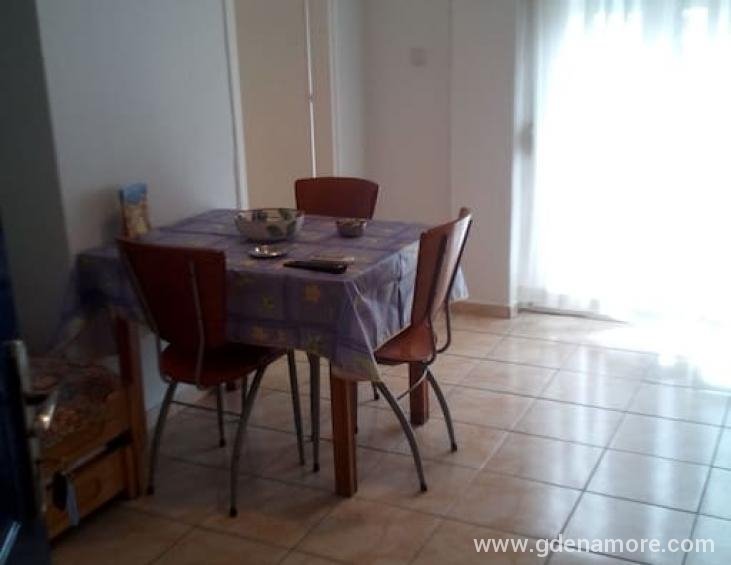 bakas-house-apartments-ierissos-athos-15