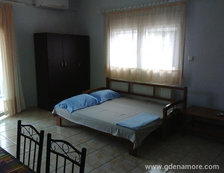 bakas-house-apartments-ierissos-athos-22