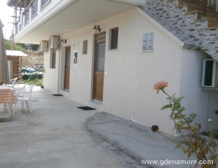 daniela-apartments-nea-rodha-athos-7