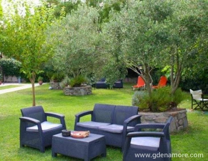 dionysus-apartments-ierissos-athos-11