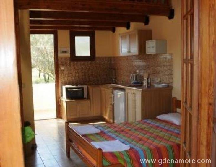 helena-studios-svoronata-kefalonia-9