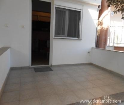 Ioannis Appartements, logement privé à Leptokaria, Grèce