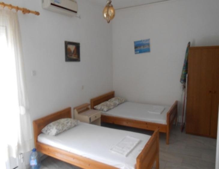 ioannis-villa-leptokarya-pieria-5-bed-studio-1