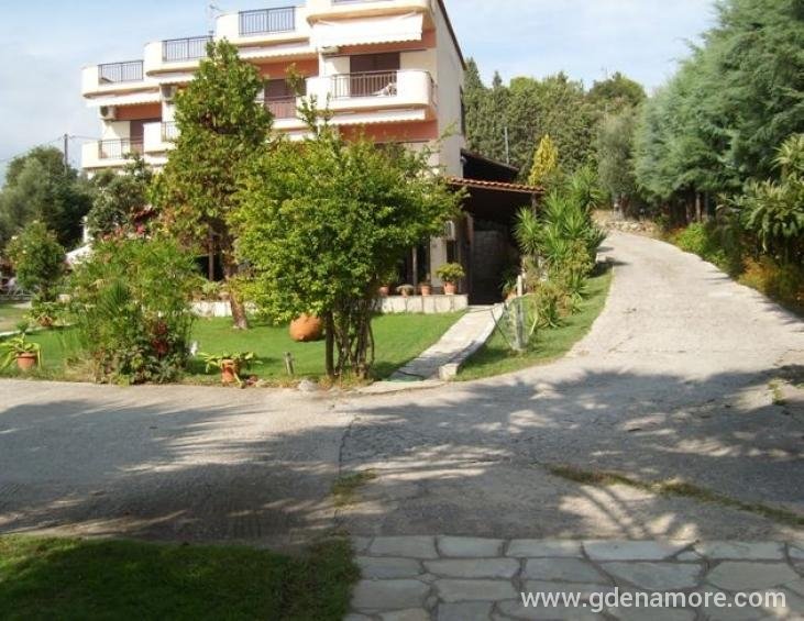 karvounoskala-pension-stratoni-halkidiki-1