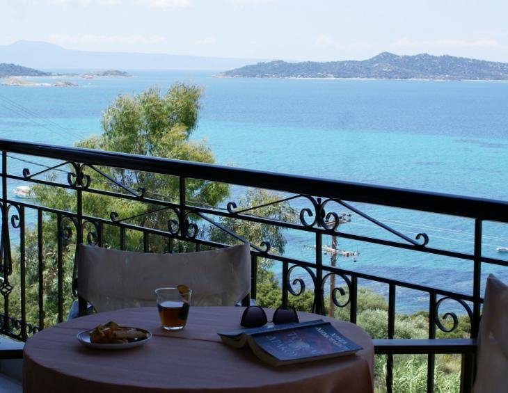 katerina-pansion-ouranopolis-athos-3-bed-studio-se