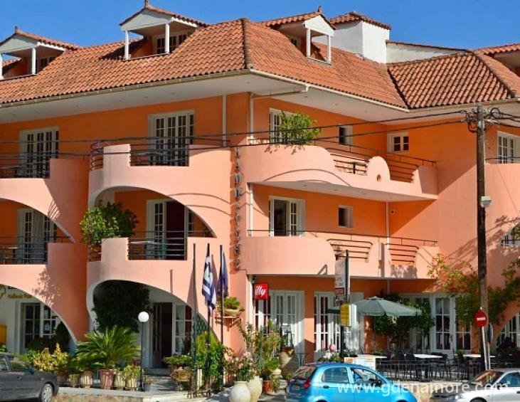 odysseus-palace-poros-kefalonia-1