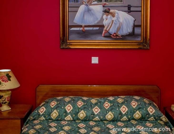 odysseus-palace-poros-kefalonia-queen-studio-2