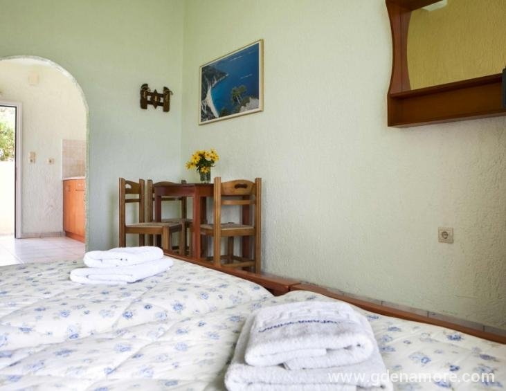 panorama-fanari-studios-and-apartments-argostoli-k