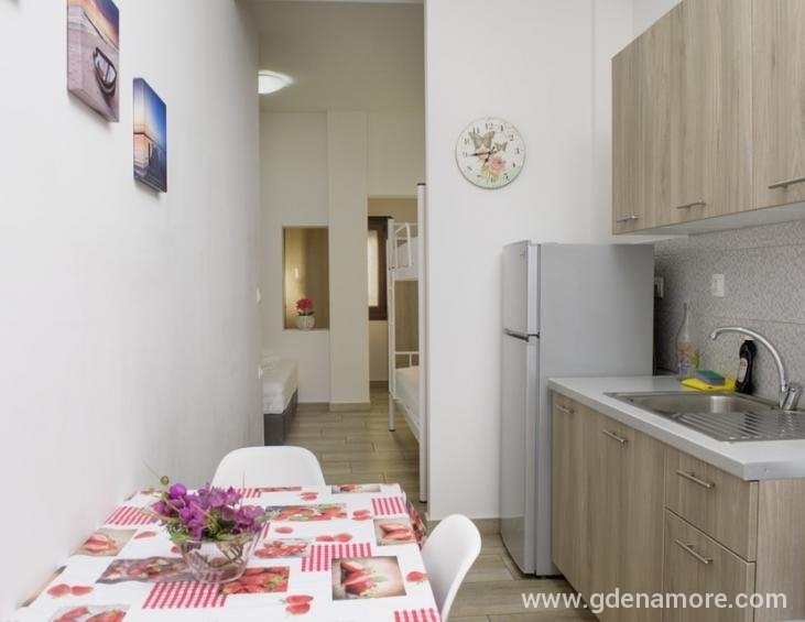 patriko-apartments-ierissos-athos-apartment-maria-