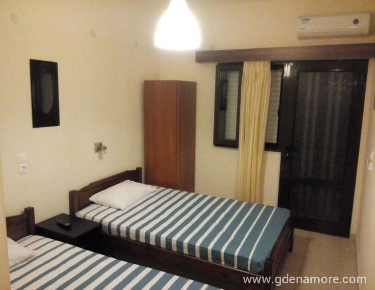 trantas-rooms-skotina-pierias-13-