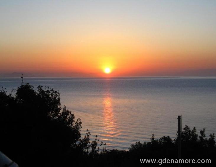 travlos-studios-poros-kefalonia-2-bed-studio-sea-v