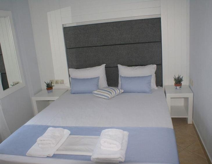 xenonas-nostos-rooms-ammouliani-athos-2-bed-room-n