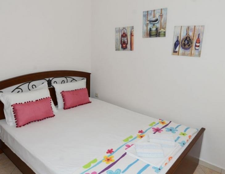 xenonas-nostos-rooms-ammouliani-athos-5-bed-apartm