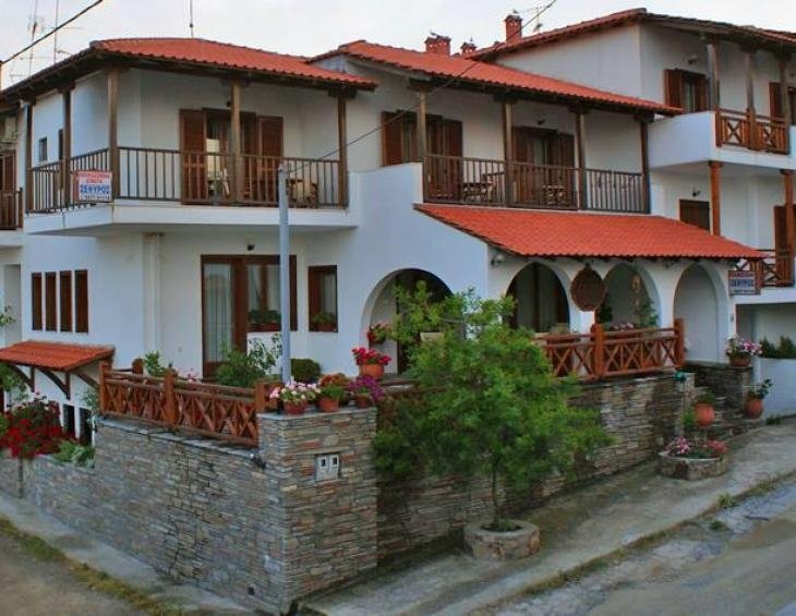 zefyros-pension-ammouliani-athos-1