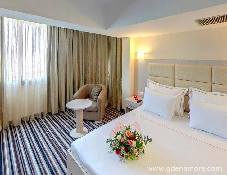 cronwell-platamon-hotel-platamonas-pieria-4-bed-su