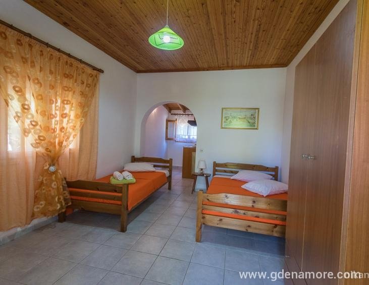 magda-rooms-sykia-sithonia-12