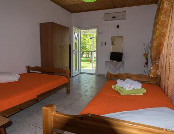 magda-rooms-sykia-sithonia-13