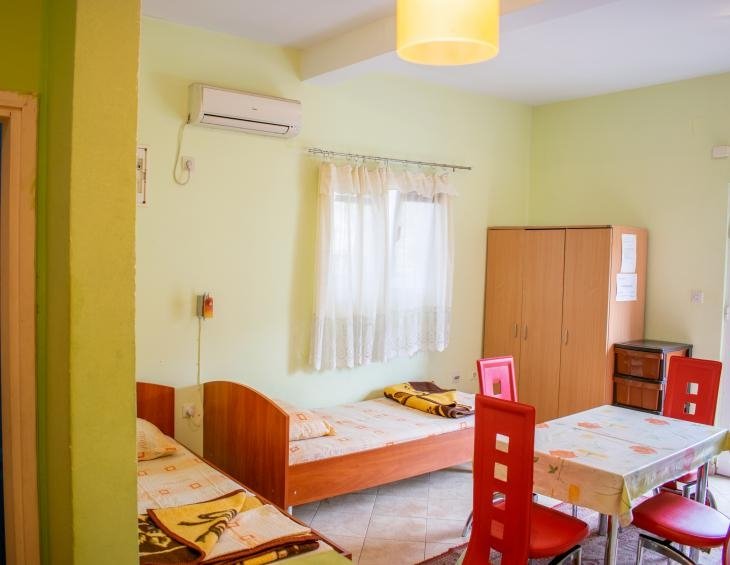 Četvorokrevetni studio apartman 1