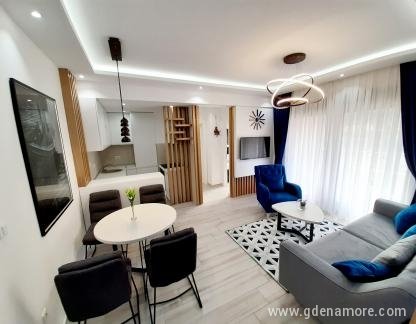 Apartments di Cattaro, privatni smeštaj u mestu Dobrota, Crna Gora - Maritimo di Cattaro