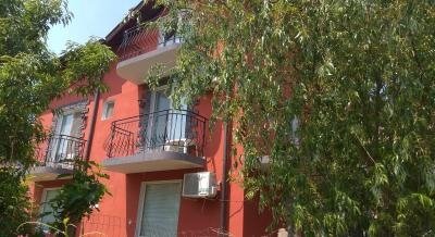 The Sunflowers, private accommodation in city Pomorie, Bulgaria