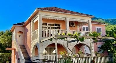 Apartments Milinovic White, private accommodation in city Bijela, Montenegro