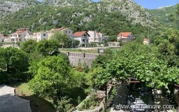 Διαμερίσματα Bakocevic, ενοικιαζόμενα δωμάτια στο μέρος Risan, Montenegro