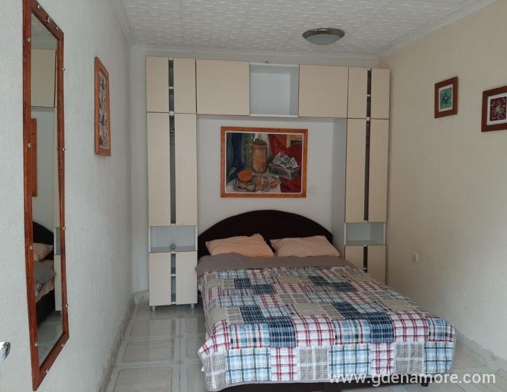 mali apartman