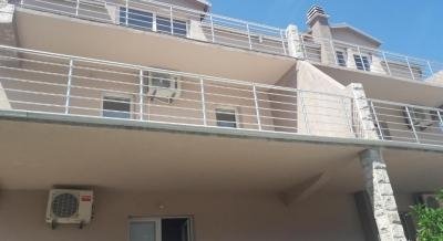 Apartmani Ljutic, privatni smeštaj u mestu Prčanj, Crna Gora