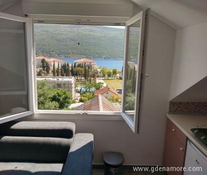 Apartments Kumbor, private accommodation in city Kumbor, Montenegro