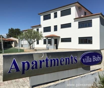 Apartamentos Villa Bubi, alojamiento privado en Pula, Croacia