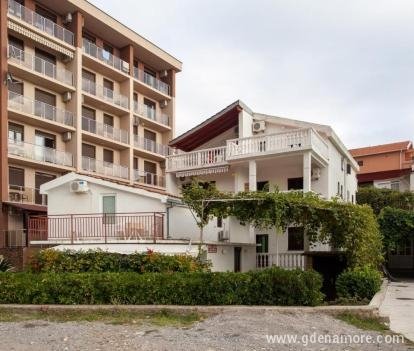 Apartmani Mira, alojamiento privado en Bečići, Montenegro