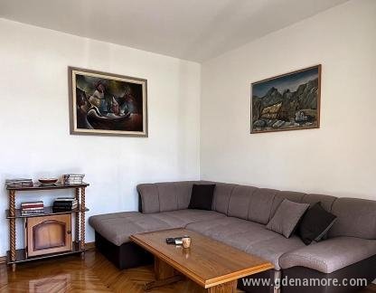 Apartman Igalo, Magán szállás a községben Igalo, Montenegr&oacute; - Dnevna soba
