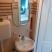 Guest House Igalo, alloggi privati a Igalo, Montenegro - Soba br. 3 kupatilo