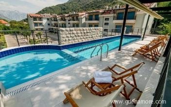 Апартаменти Грийн Бей - Мориндж, частни квартири в града Morinj, Черна Гора