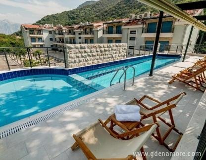 Апартаменти Грийн Бей - Мориндж, частни квартири в града Morinj, Черна Гора