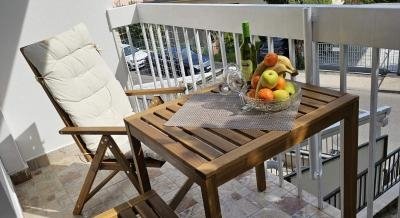 Apartment Mimi, private accommodation in city Herceg Novi, Montenegro