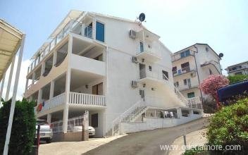 Apartments Devic - Kaludjerovina, private accommodation in city Kaludjerovina, Montenegro